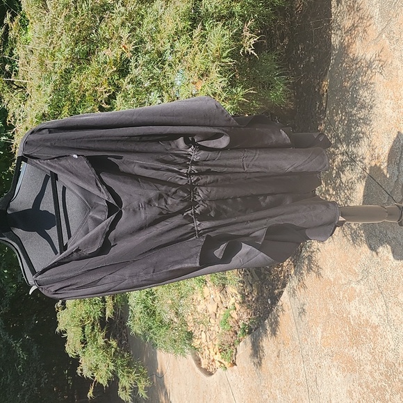 🖤NWT🖤 Cupshe romper - Picture 3 of 9